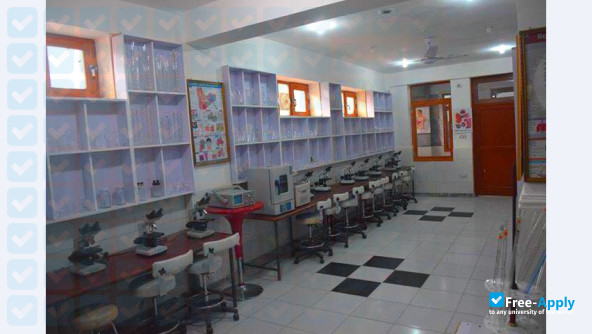 Foto de la Mirwais Neka Private University #10