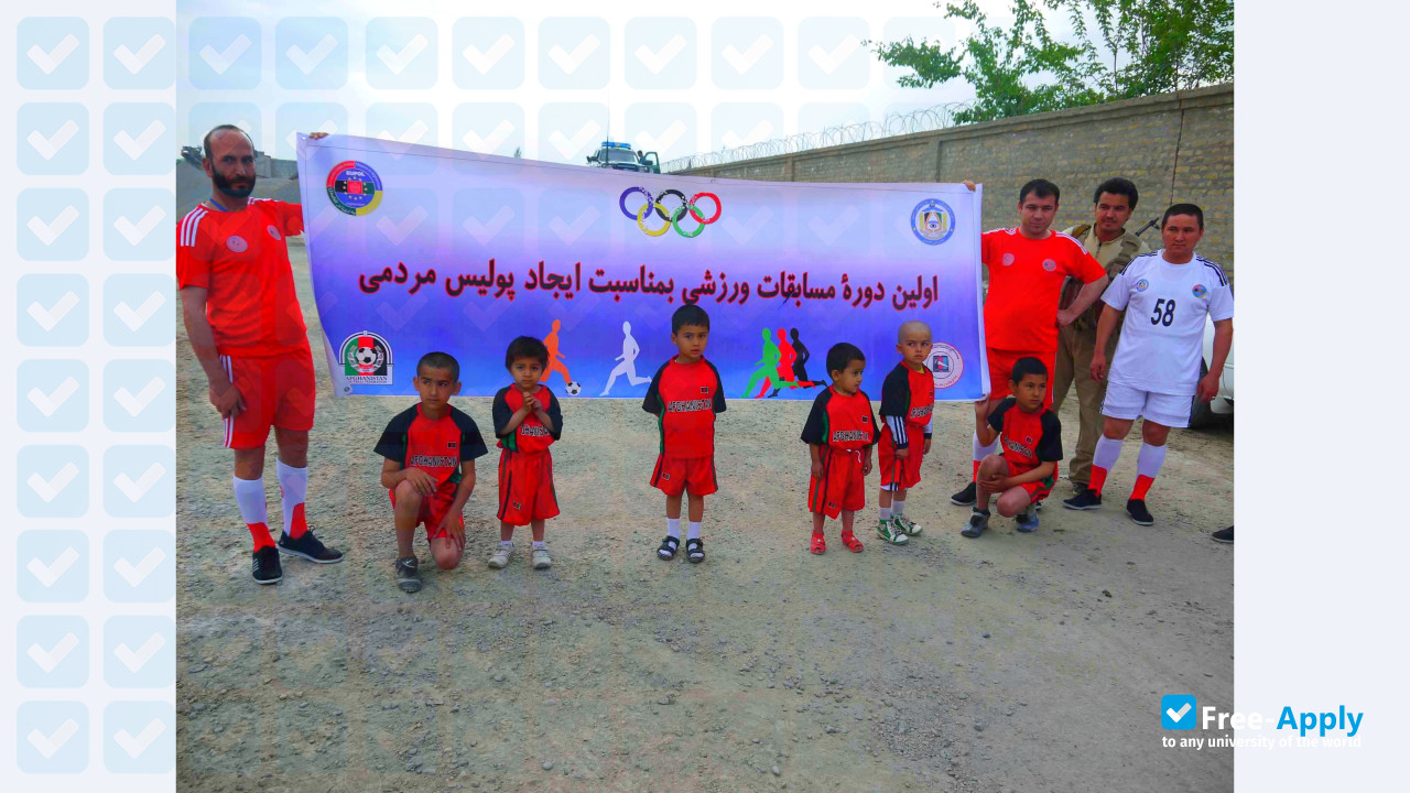 Foto de la Kunduz University #3