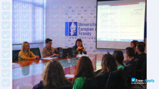 Miniatura de la European University of Tirana #2