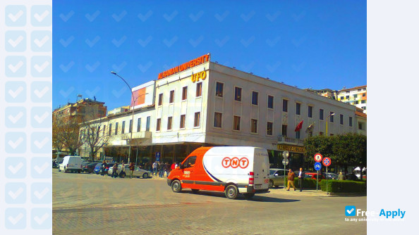 Photo de l’Albanian University #3