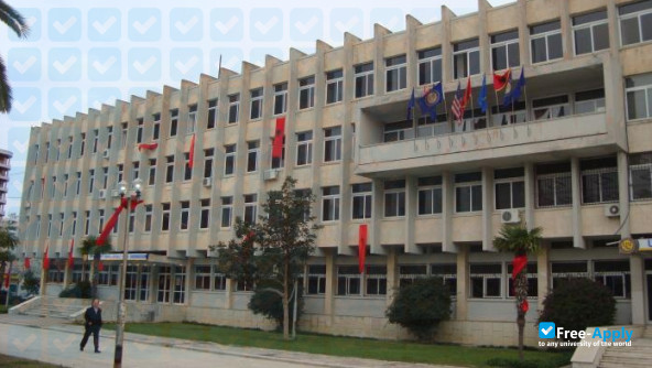 Foto de la Independence Vlora University #1