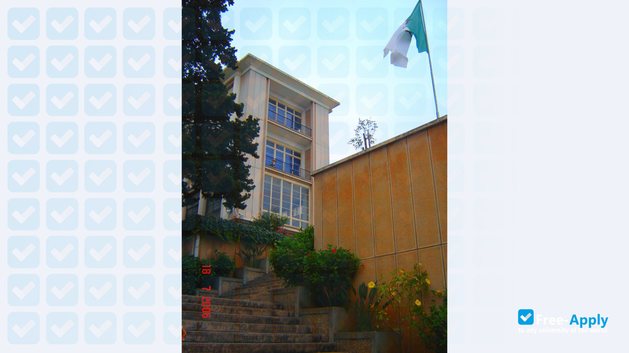 High School of Arts in Algiers photo #5