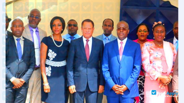 Foto de la National Institute of Mail and Information Technology and Communication #5