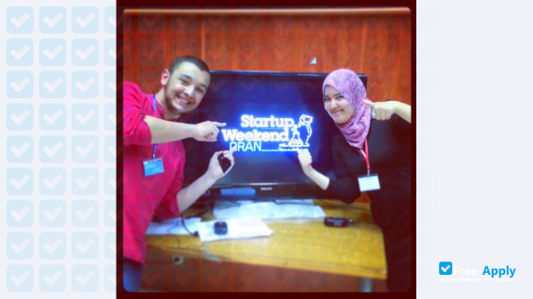 Foto de la National Institute of Telecommunications and Information and Communication Technologies #3