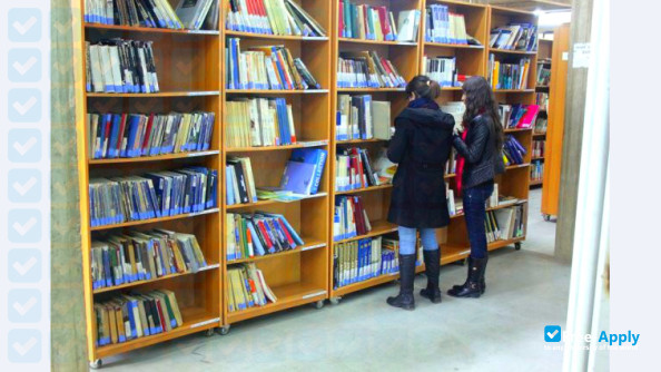 Foto de la Polytechnic School of Architecture and Urbanism Engineering #16