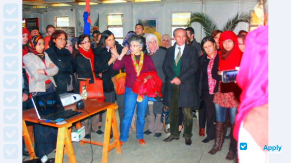 Foto de la Polytechnic School of Architecture and Urbanism Engineering #4