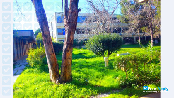 Foto de la Polytechnic School of Architecture and Urbanism Engineering #11