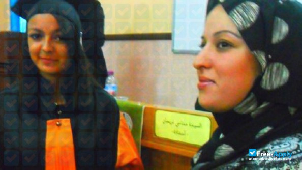 Preparing School for Economic, Trade and Management Sciences in Constantine фотография №4