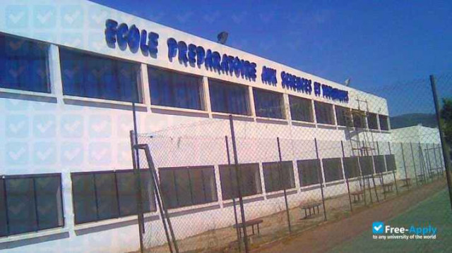 Preparing School of Science and Techniques in Annaba photo