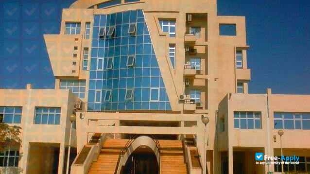 Photo de l’Preparing School of Science and Techniques in Oran #2