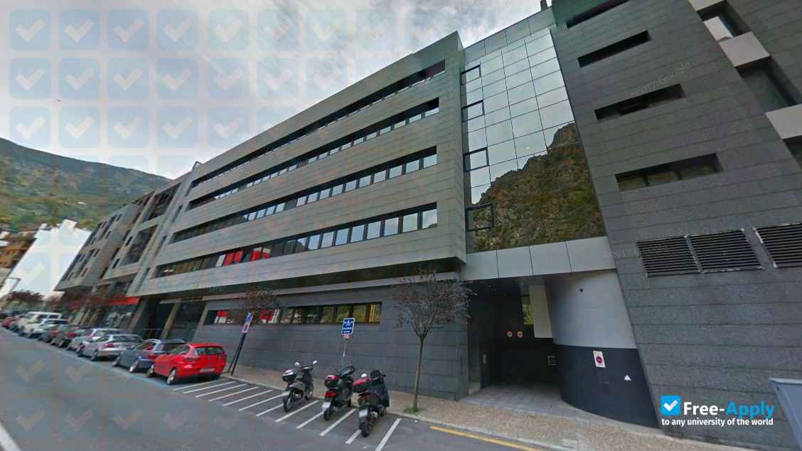 Foto de la Andorra Aviation Academy