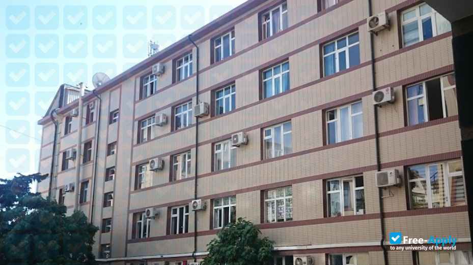 Foto de la Khazar University #5