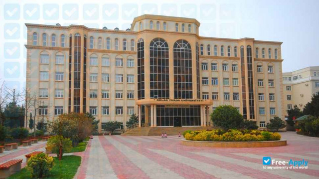 Odlar Yurdu University photo #1