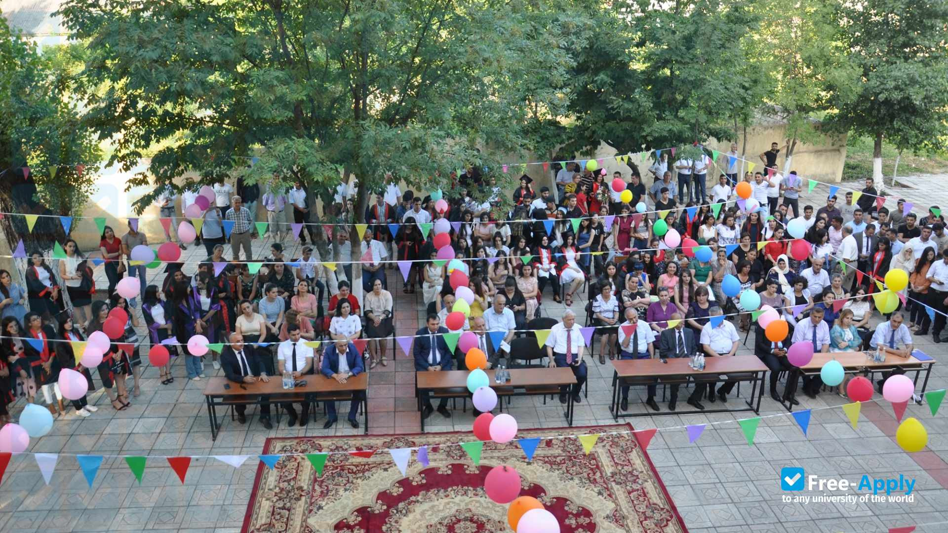 Foto de la Lankaran State University #6