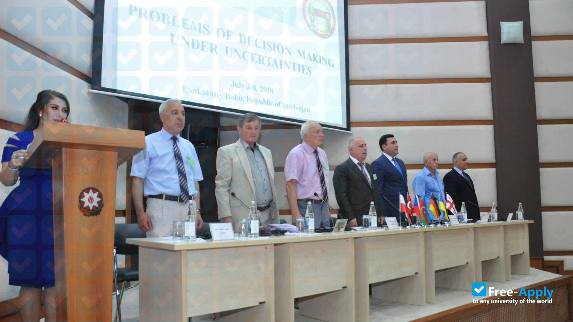 Foto de la Lankaran State University #2