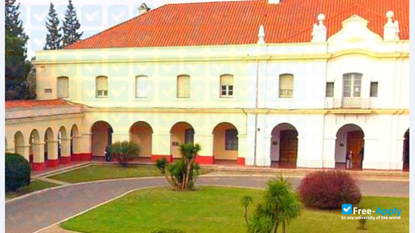 Foto de la Aeronautical University Institute #1