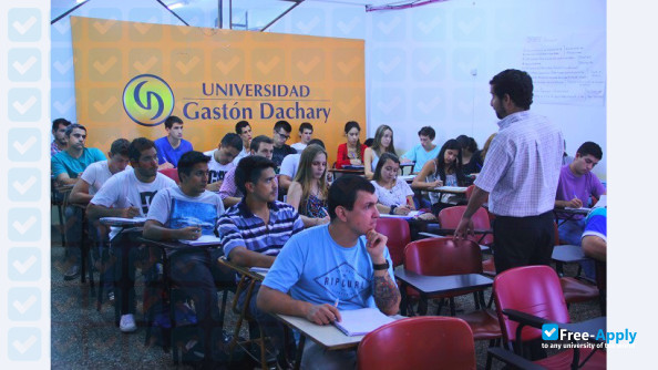 Foto de la University Gastón Dachary #4