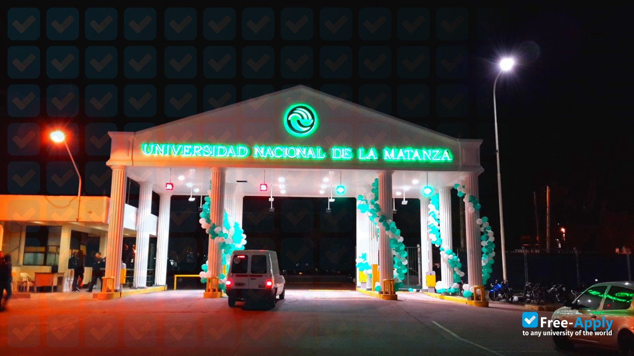 Photo de l’National University of Matanza #9