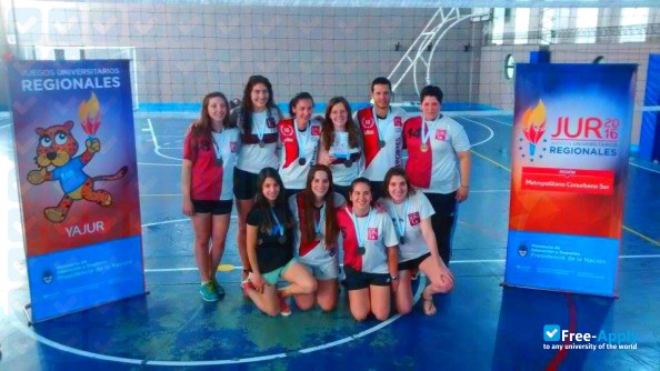 National University of Lomas de Zamora photo #9