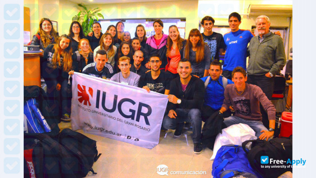 Foto de la University Institute of the Greater Rosario #3