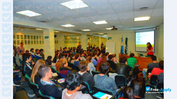 Foto de la University of Business and Social Sciences #4