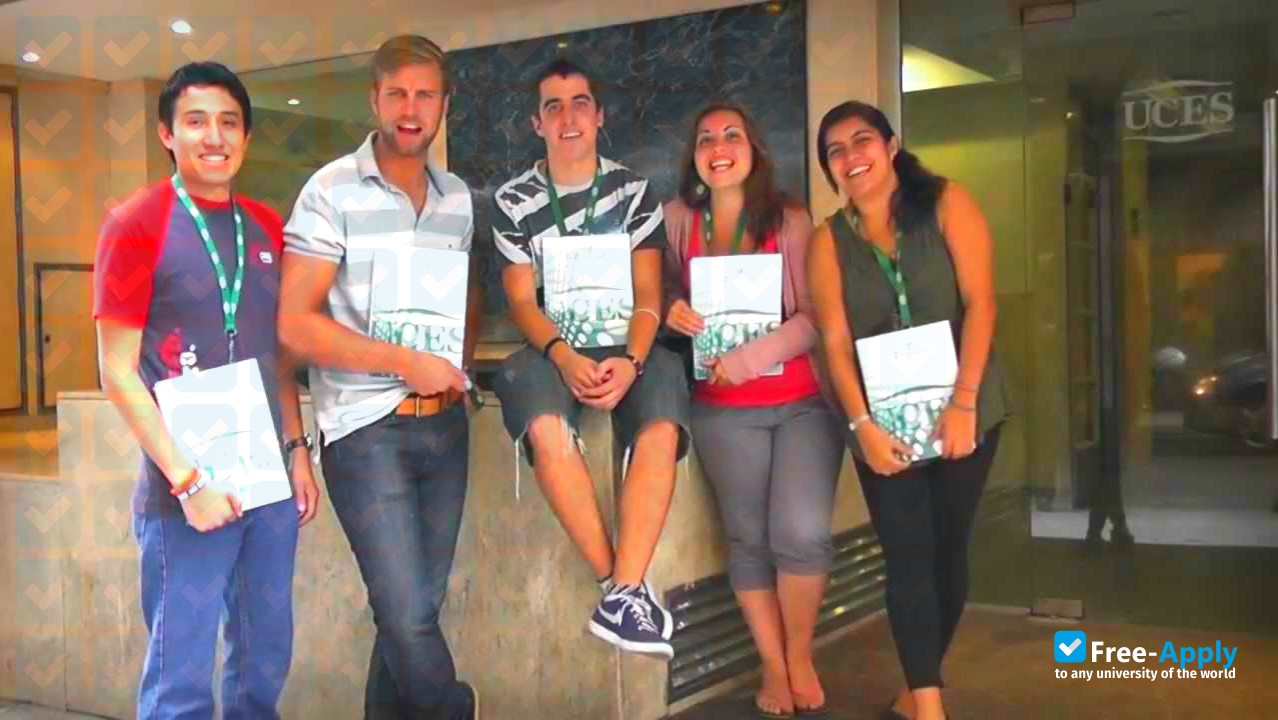 Foto de la University of Business and Social Sciences #5