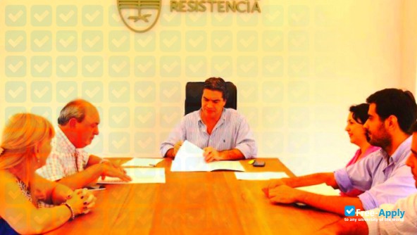 Foto de la National University of Southern Chaco #4