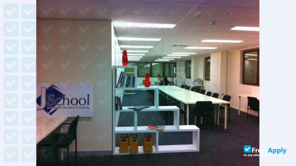 Photo de l’Jschool Journalism Education & Training #6