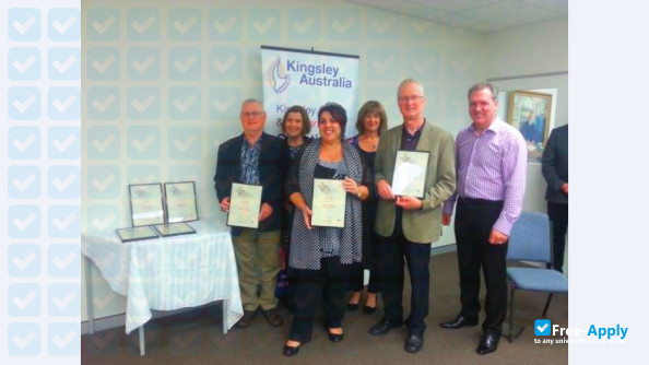Foto de la Kingsley College #1