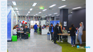 Macleay College thumbnail #5