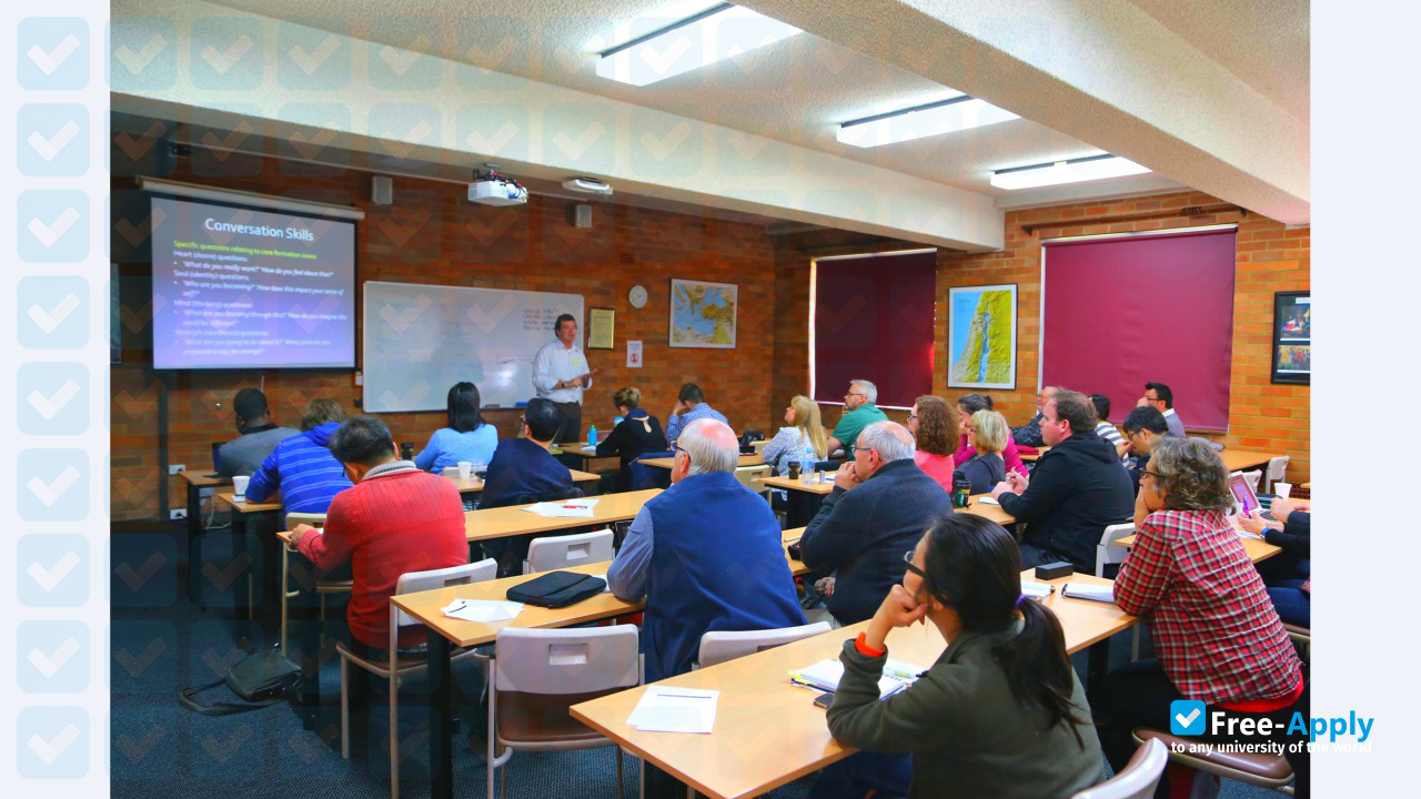 Foto de la Morling College #2