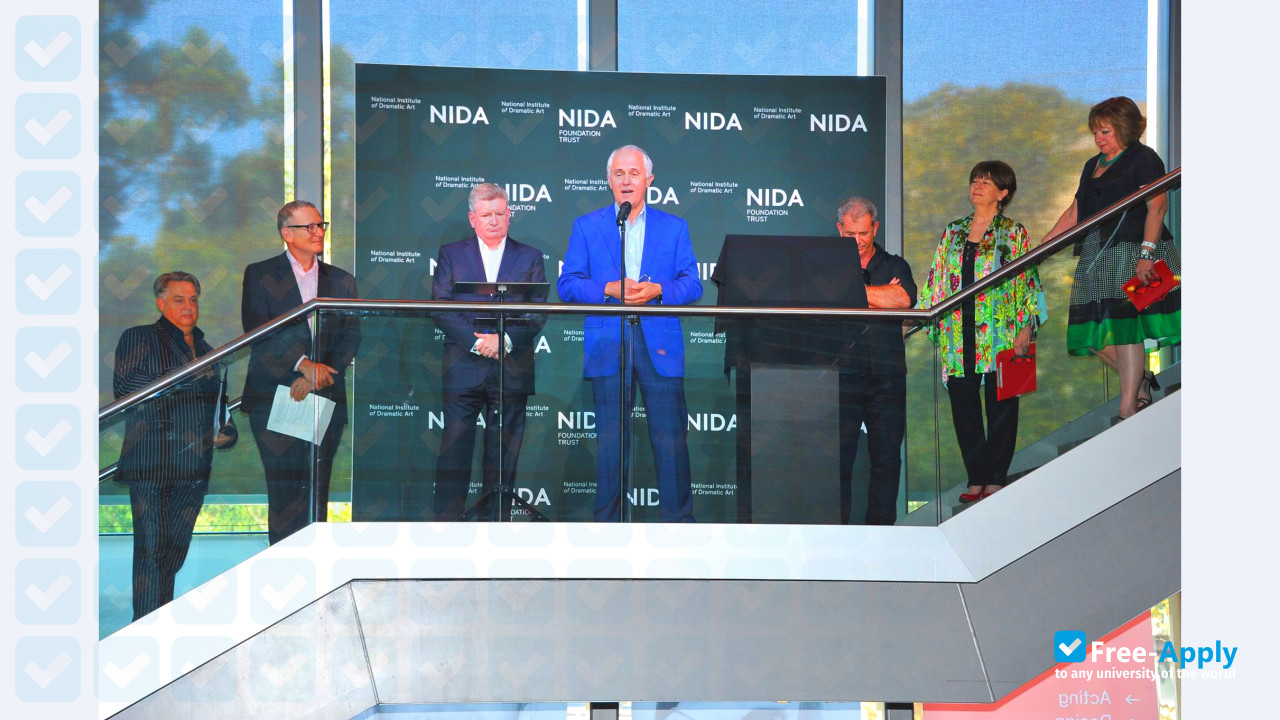 Foto de la National Institute of Dramatic Art #5