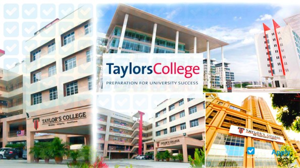 Foto de la Taylors College #8