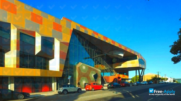 Foto de la Central Institute of Technology #4