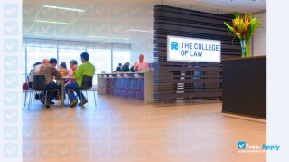 Miniatura de la College of Law #11