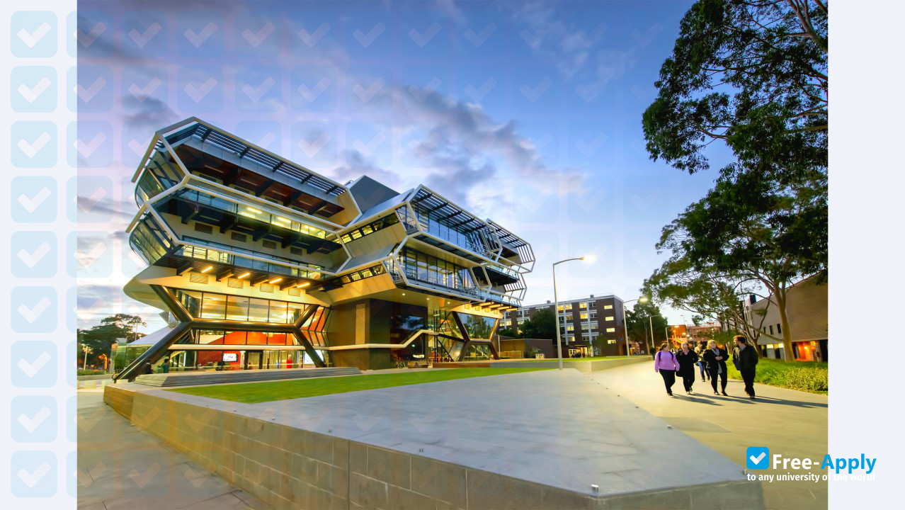 Monash University photo #3