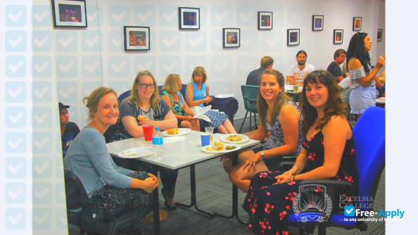 Photo de l’Excelsia College #12