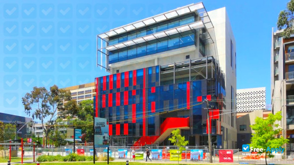 Swinburne University of Technology photo #5