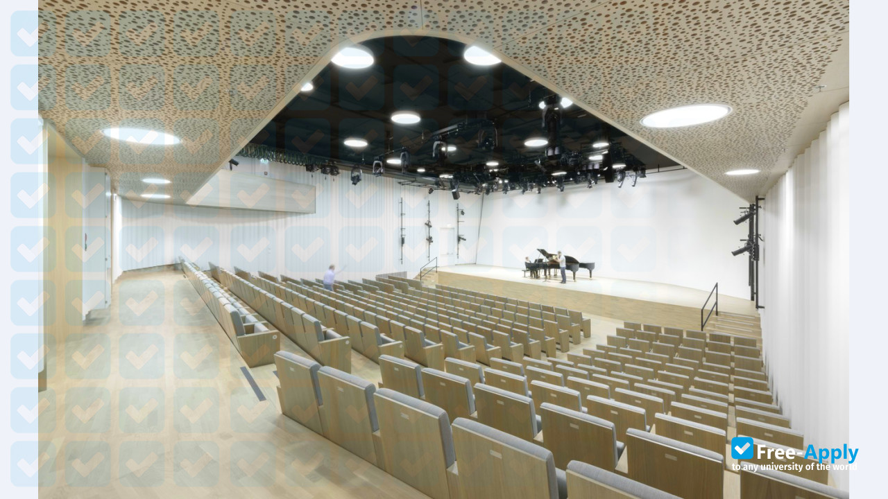 Anton Bruckner Private University фотография №5