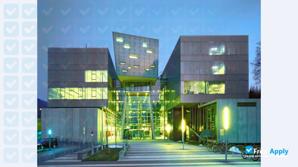 Photo de l’University of Applied Sciences Salzburg #12