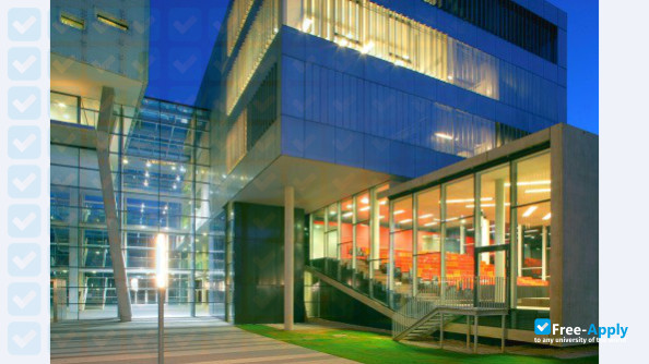 Photo de l’University of Applied Sciences Salzburg #3