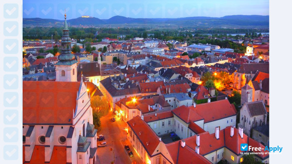 Foto de la University of Vienna, Krems #4