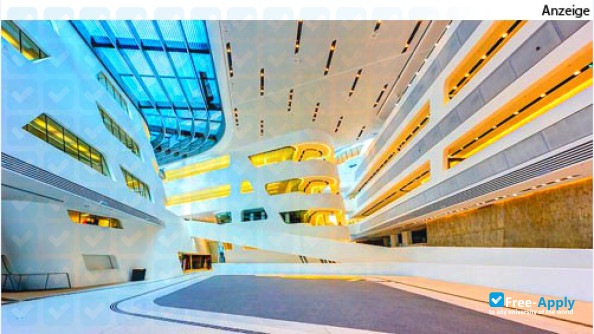 Foto de la Vienna University of Economics and Business #2