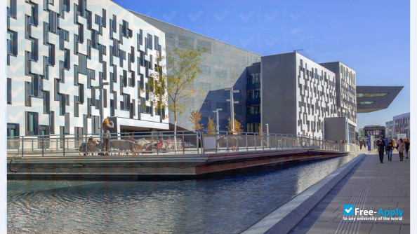Foto de la Vienna University of Economics and Business #4