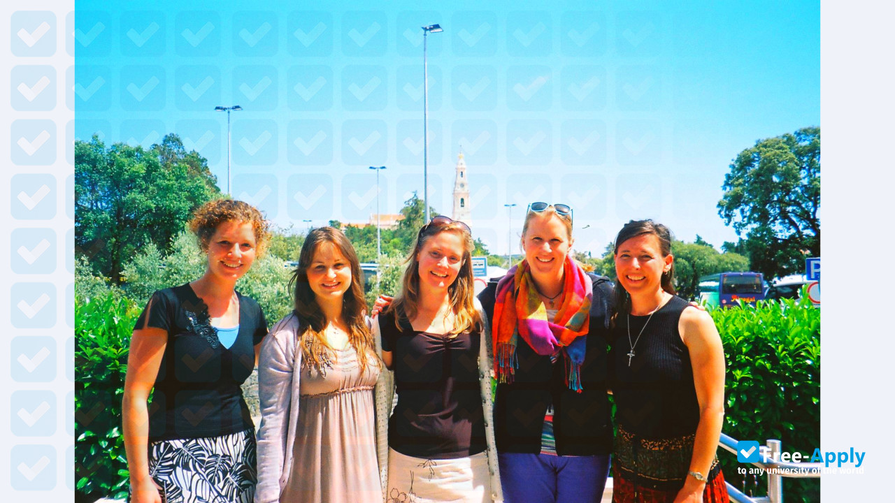 Foto de la International Theological Institute #11