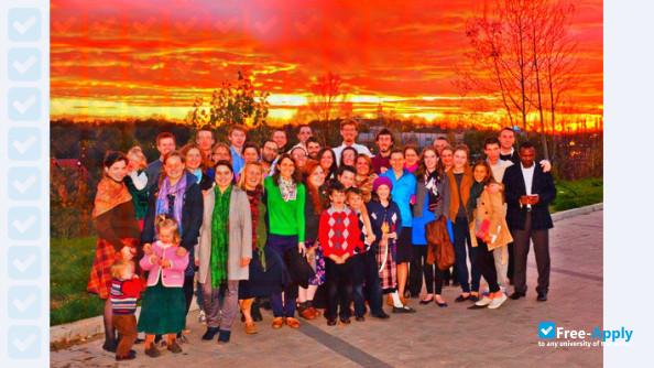 Foto de la International Theological Institute #9