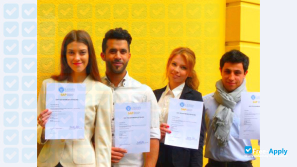 Lauder Business School photo #5