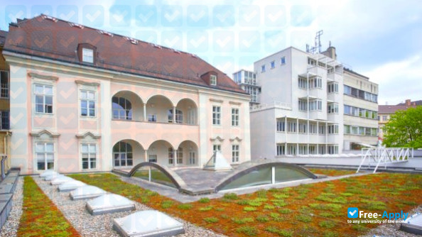 Catholic Theological Private University Linz фотография №1