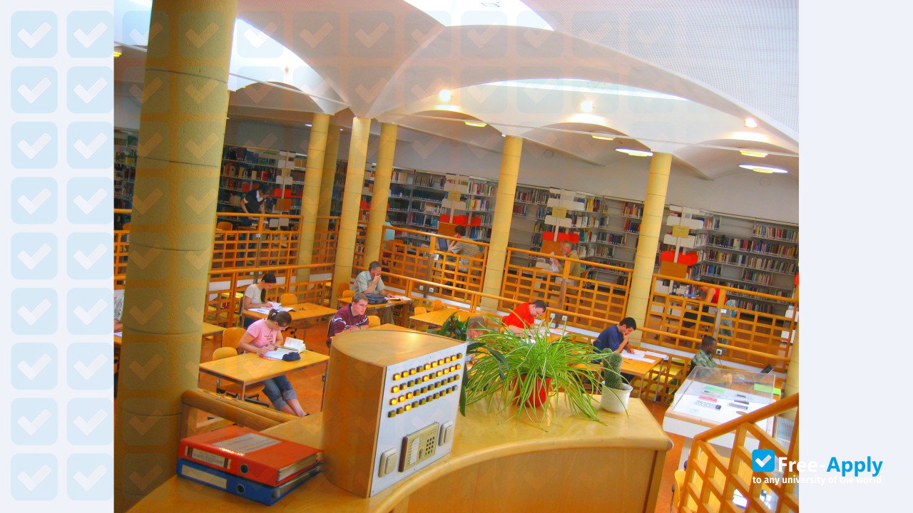 Catholic Theological Private University Linz фотография №6
