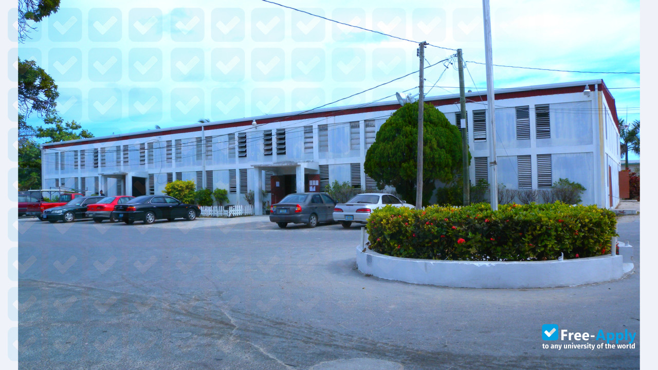 Bahamas Academy of Seventh-Day Adventists photo #2